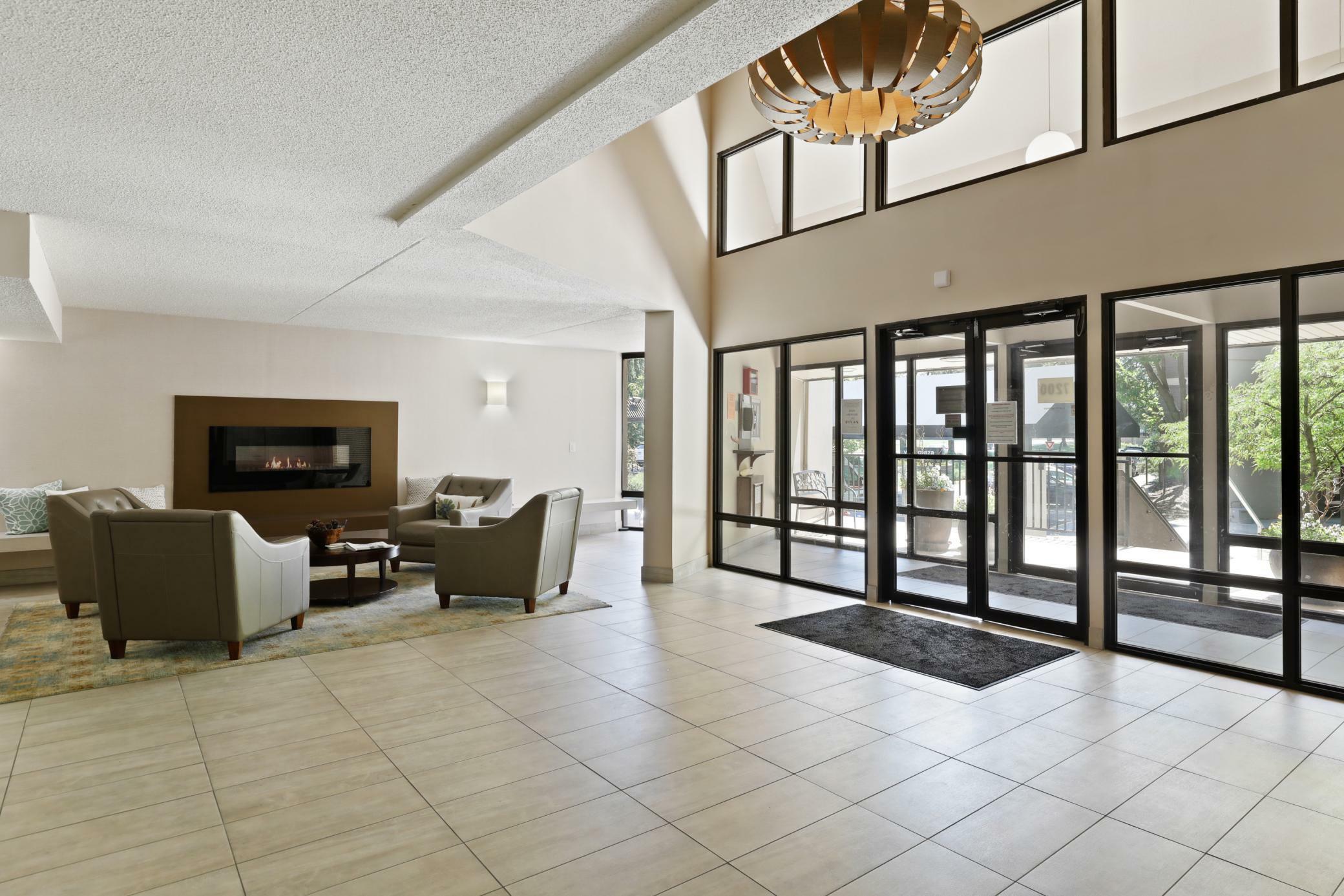Property Photo: 7200 York Avenue S 304 MN 55435