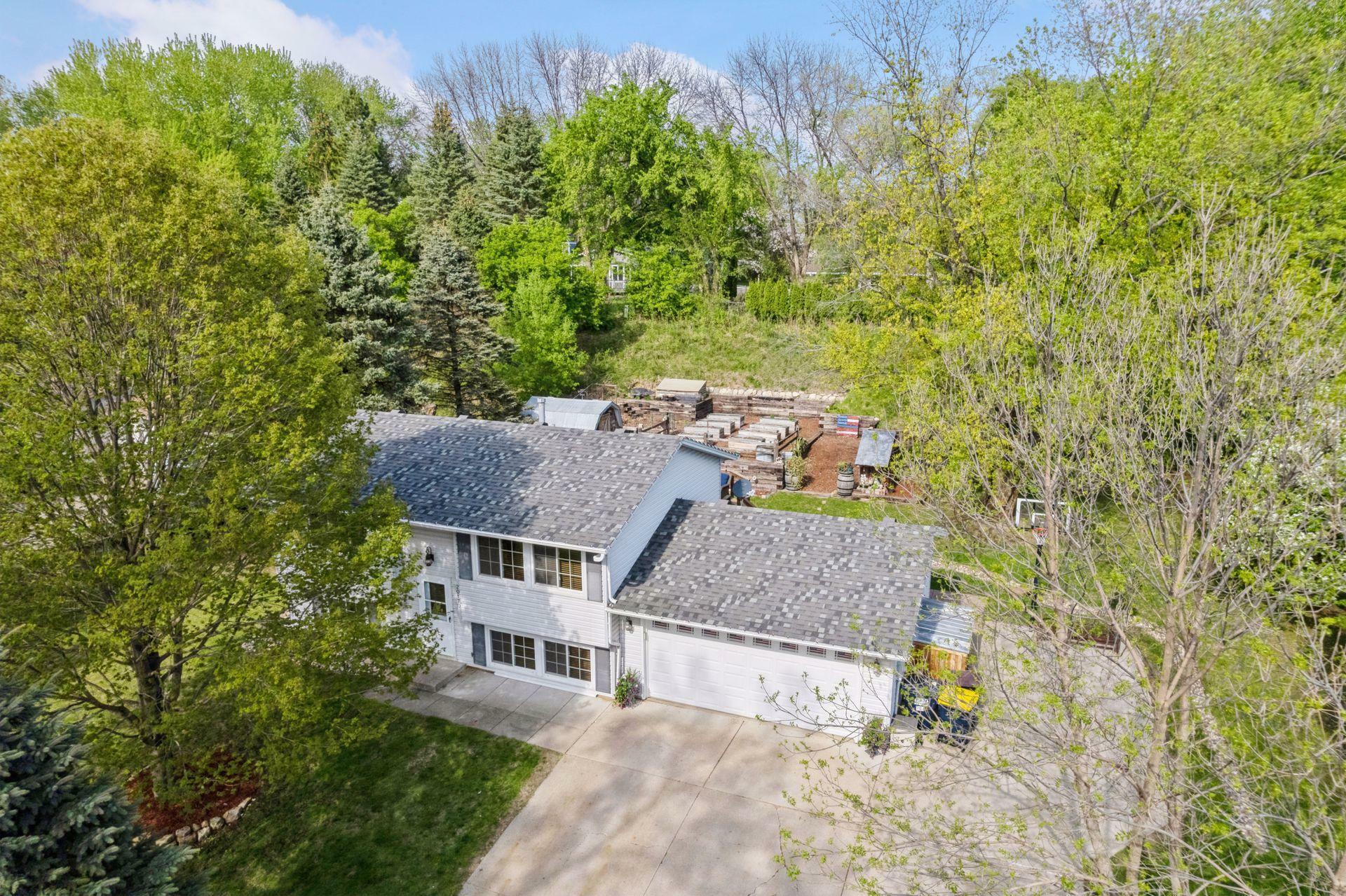 Property Photo: 20170 Dunbar Avenue MN 55024