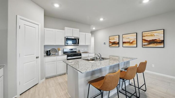 Property Photo:  405 Lubbock Drive  TX 76020 