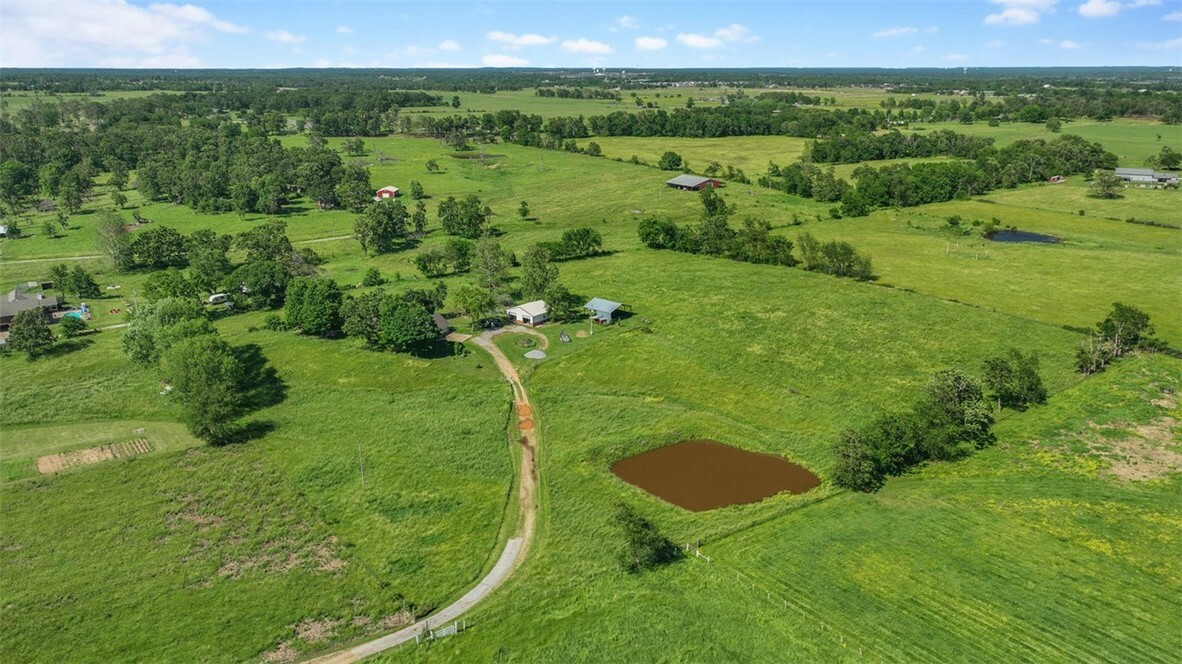 Property Photo: 8120 N Coffelt Cemetery Road AR 72713
