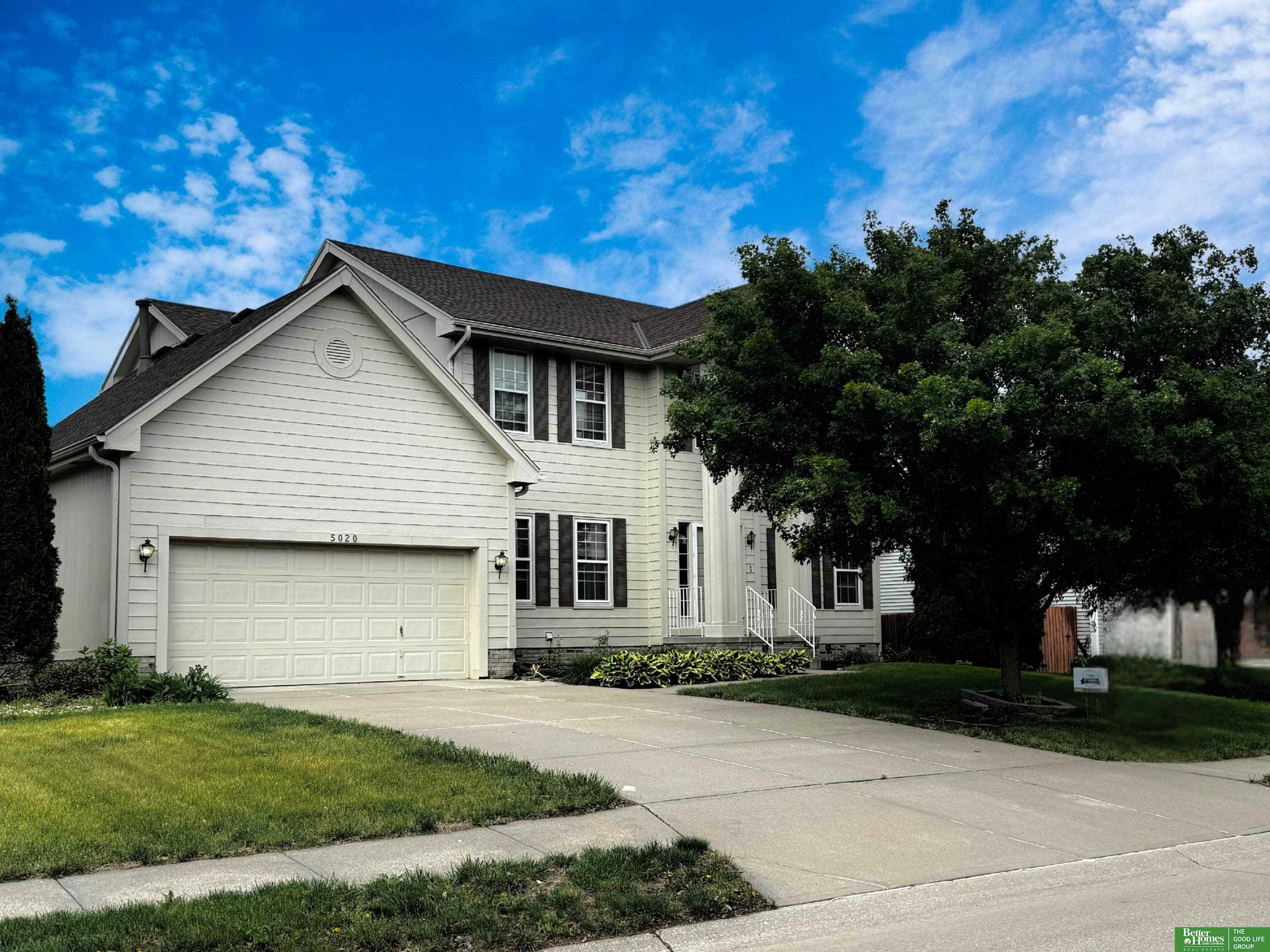 Property Photo: 5020 N 141 Street NE 68164