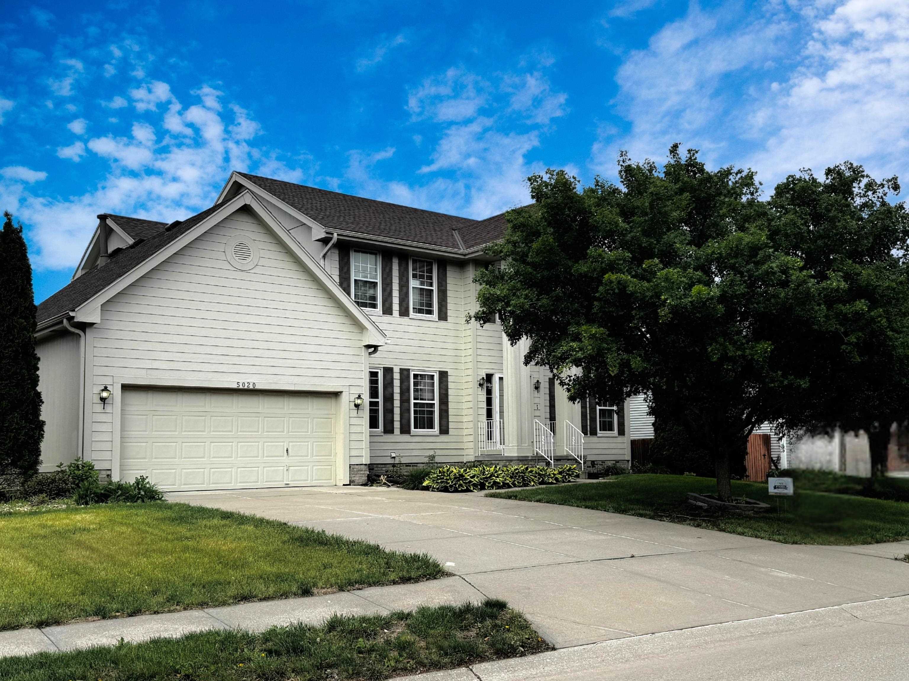 Property Photo: 5020 N 141 Street NE 68164