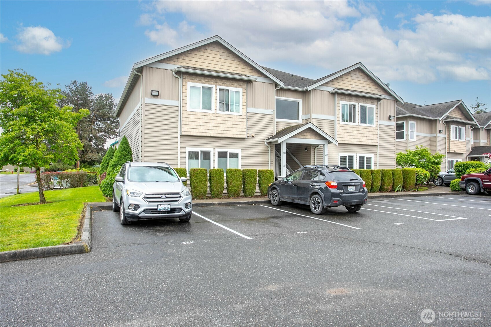 Property Photo: 1305 Boon Street 112 WA 98295