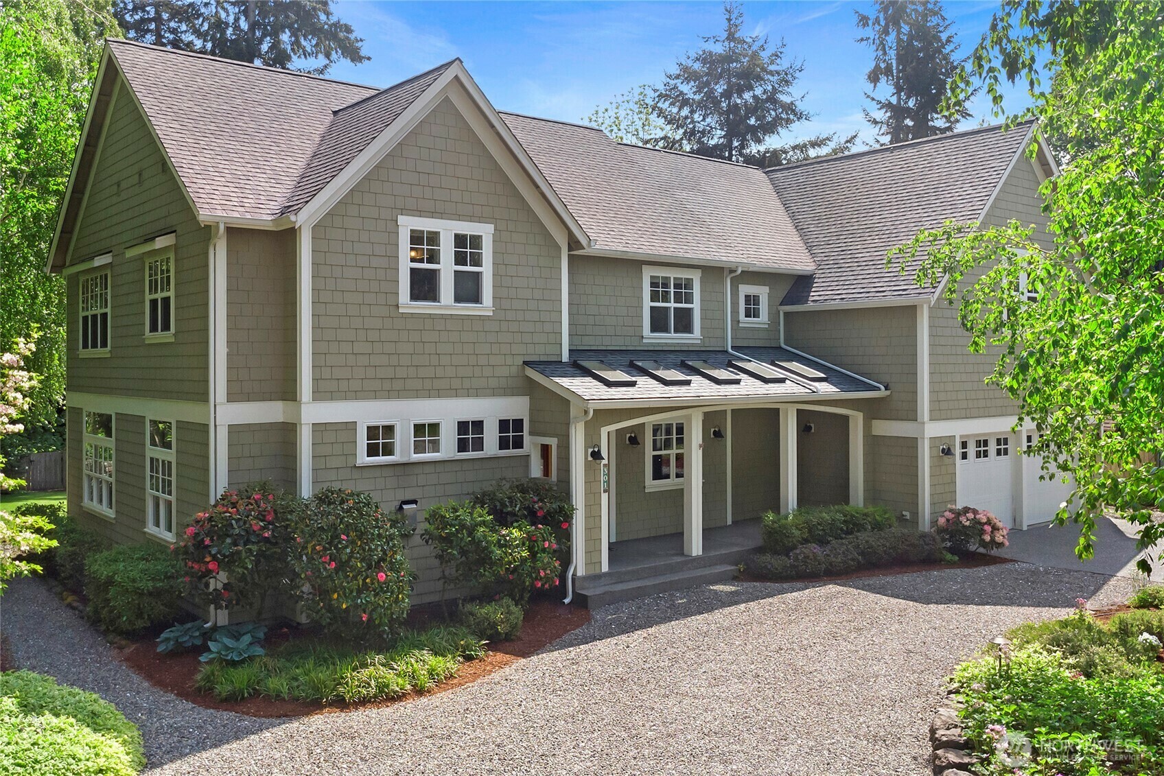 301  Weaver Road NW  Bainbridge Island WA 98110 photo