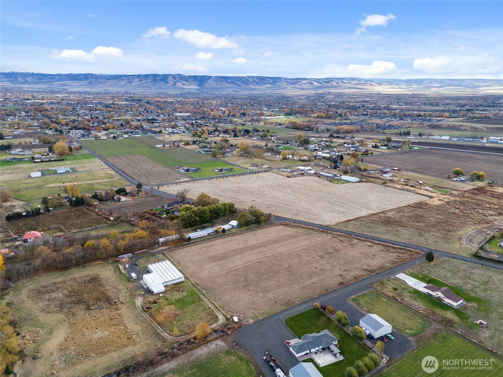 Property Photo: 0 Lot 2 Wallula Avenue WA 99362