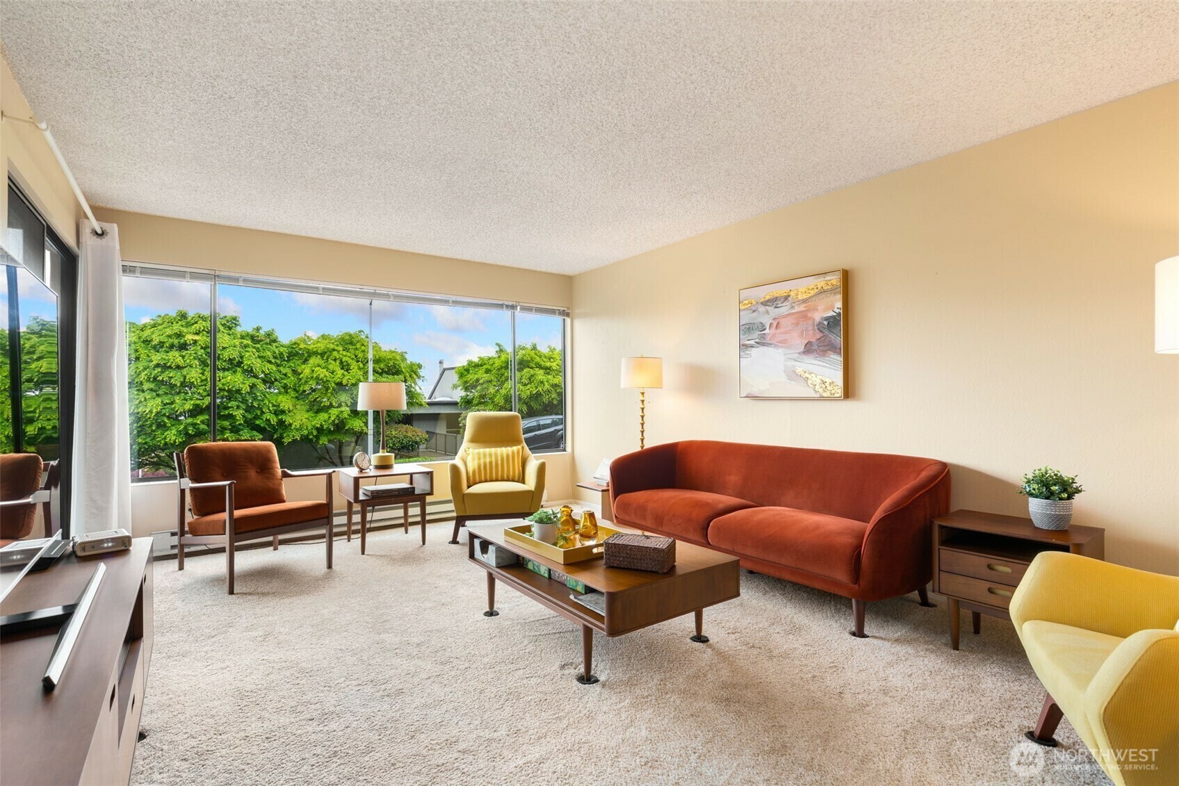 Property Photo: 3661 24th Place W 104 WA 98199