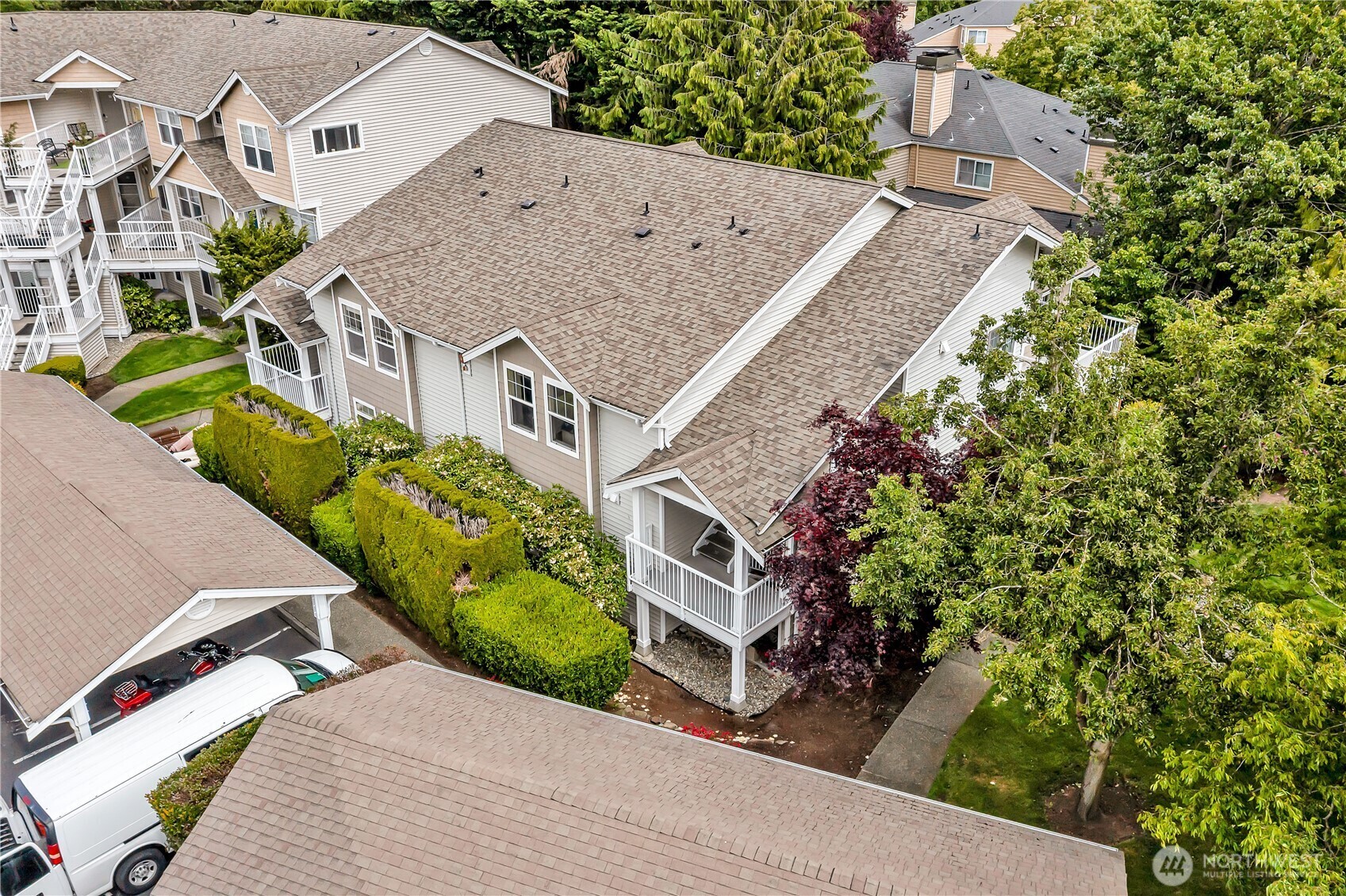 Property Photo: 5400 Harbour Pointe Boulevard F202 WA 98275