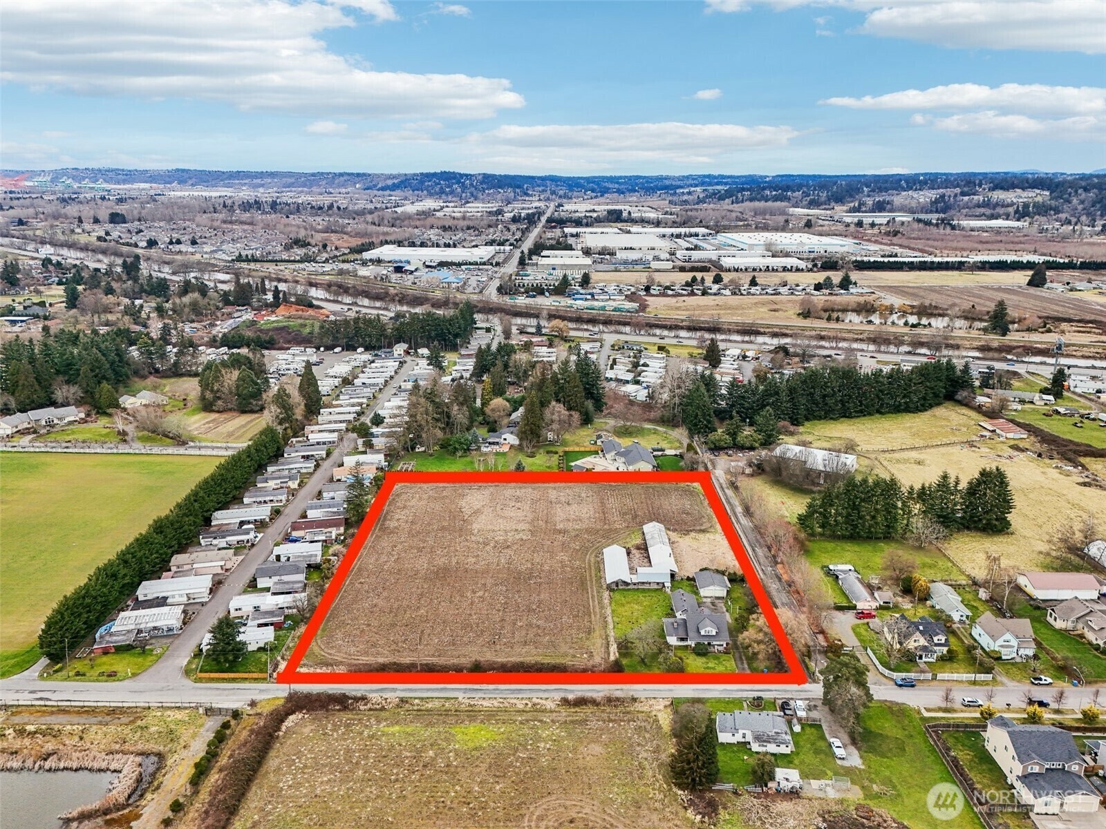 Property Photo: 7103 56th Street E WA 98371