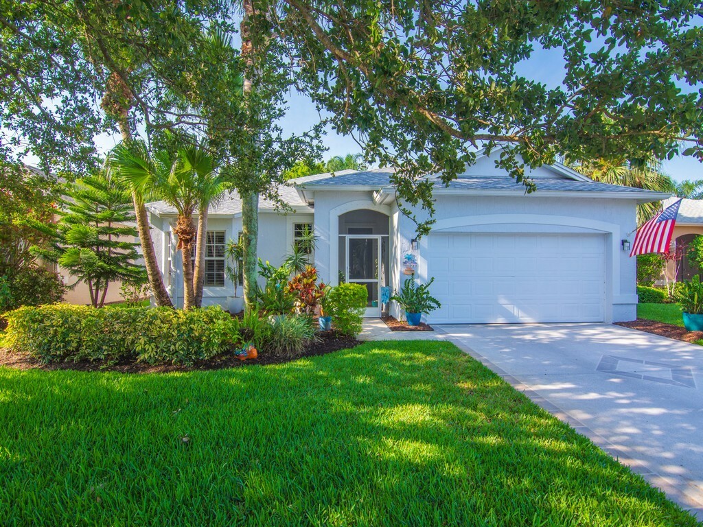 Property Photo: 3394 63rd FL 32966