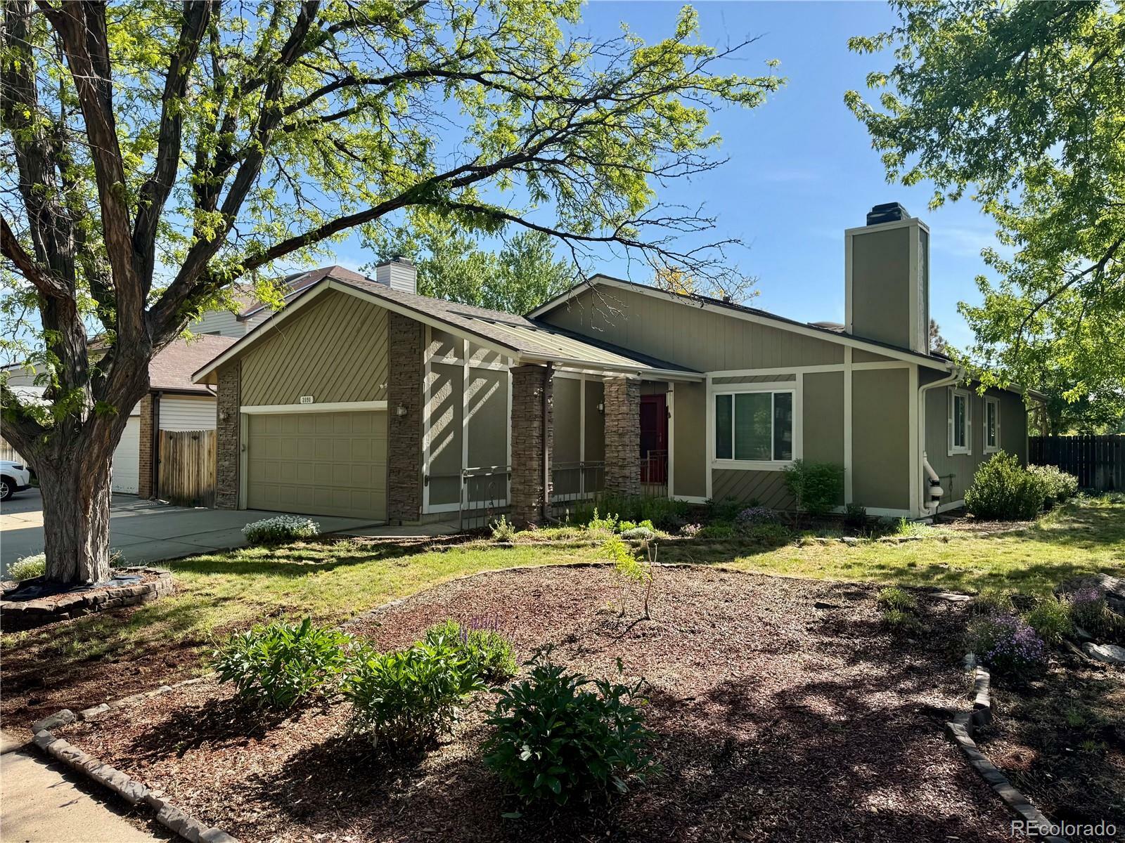 Property Photo: 2090 S Fairplay Street CO 80014