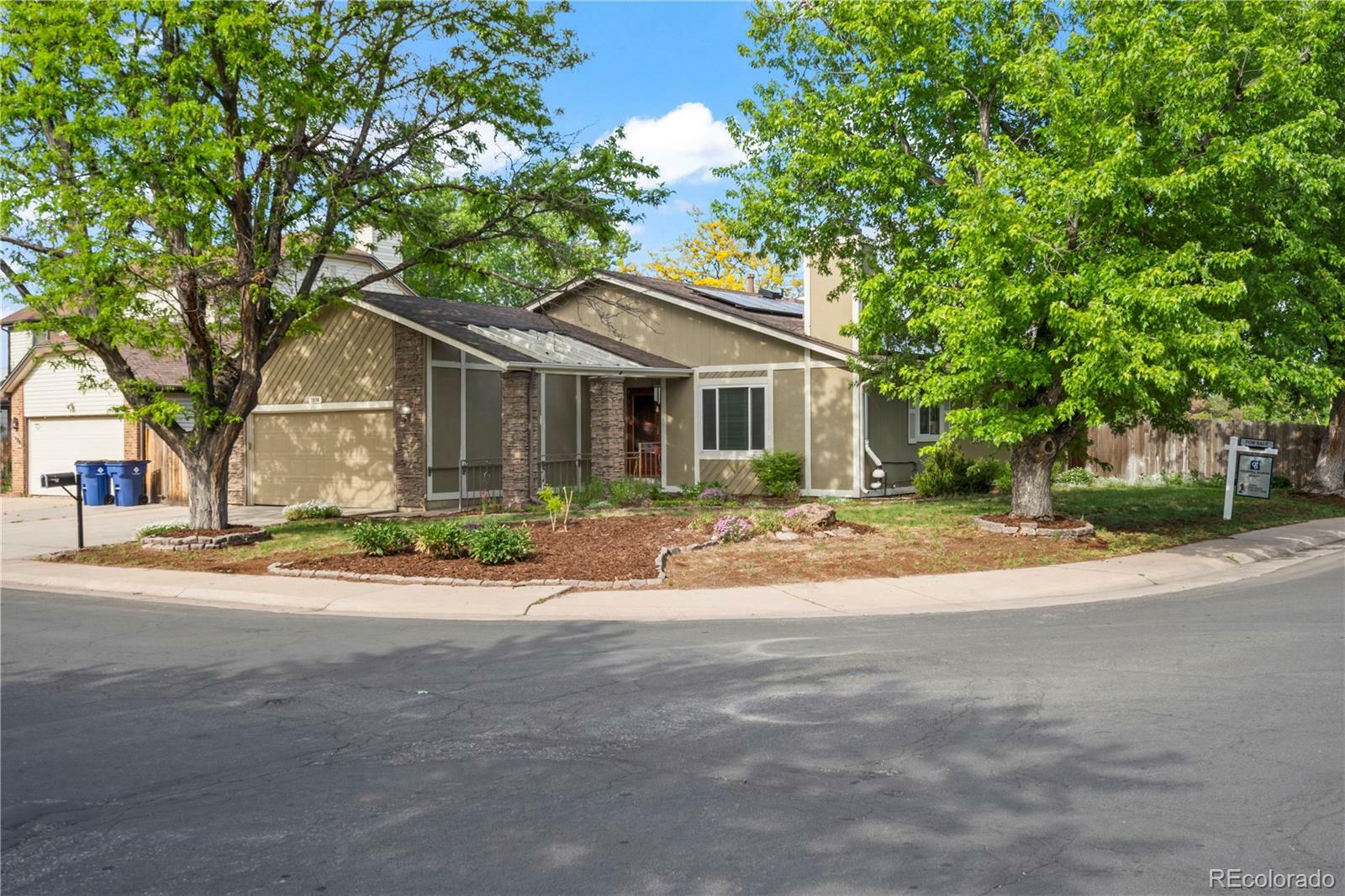 Property Photo: 2090 S Fairplay Street CO 80014