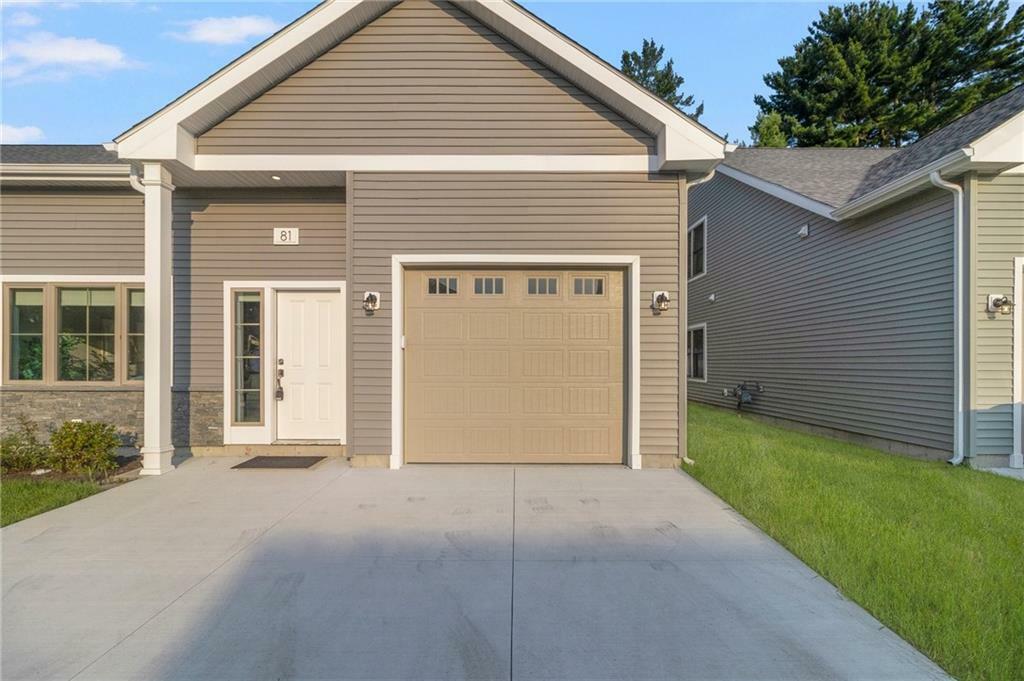Property Photo:  81 West Valley Circle  RI 02893 