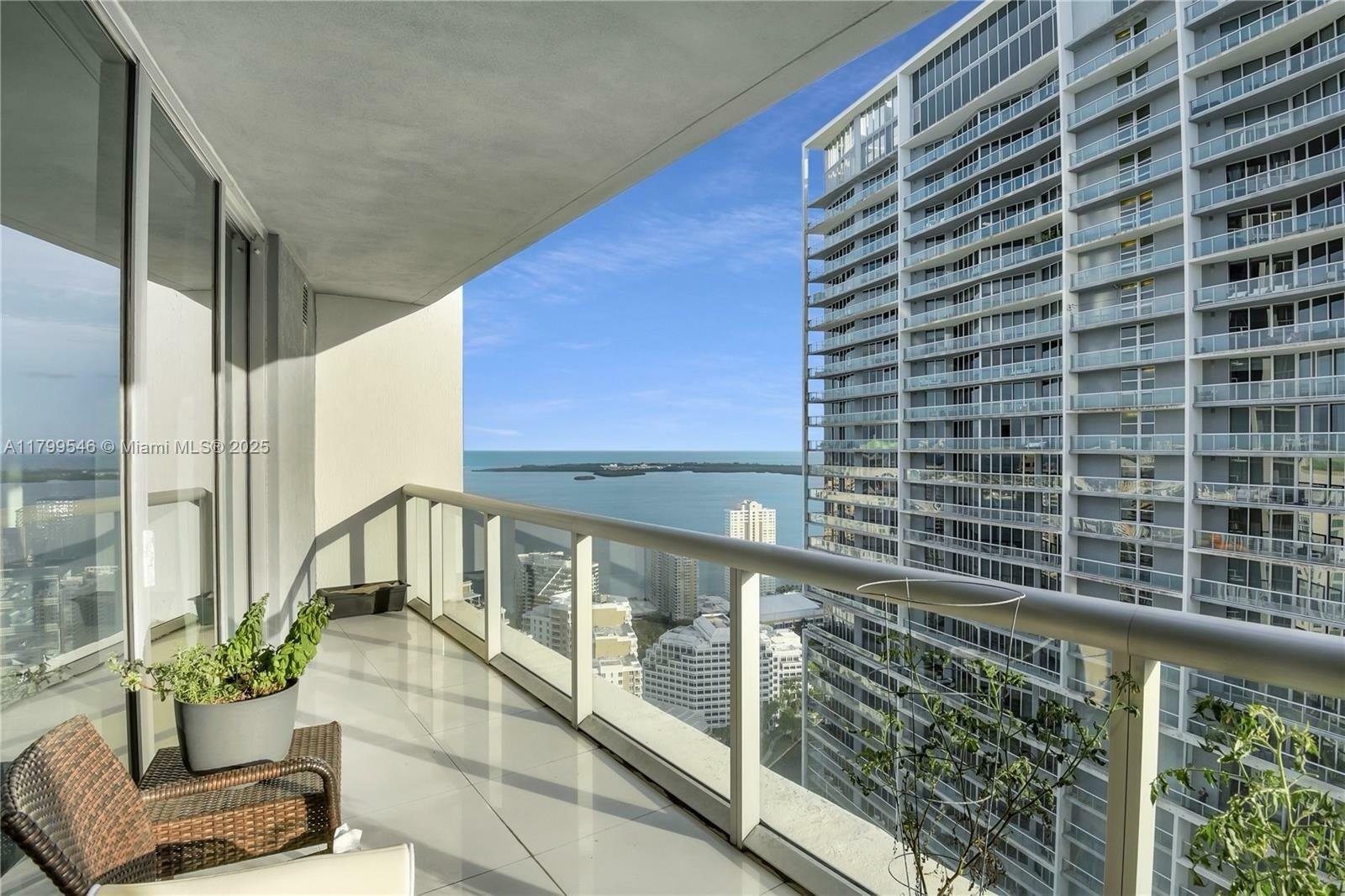 Property Photo: 475 Brickell Ave 4711 FL 33131