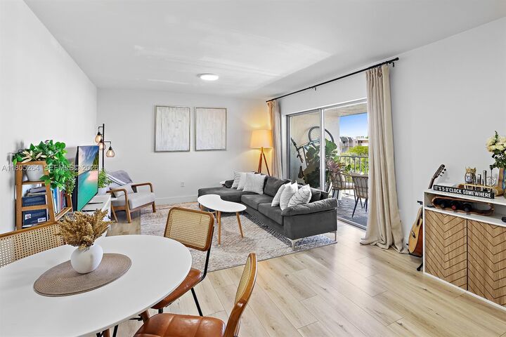 Property Photo:  7765 SW 86th St F2-412  FL 33143 