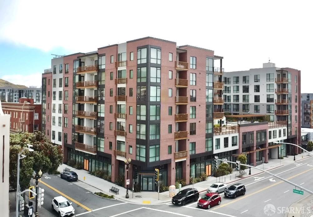 Property Photo:  200 Linden Avenue 713  CA 94080 