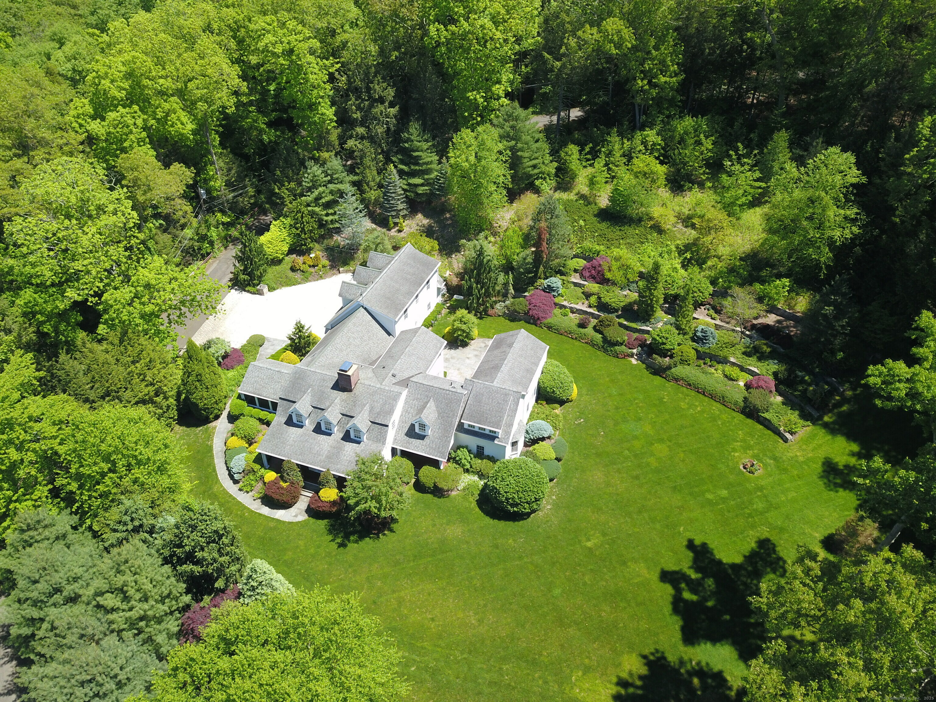 29 Bradley Road  Weston CT 06883 photo