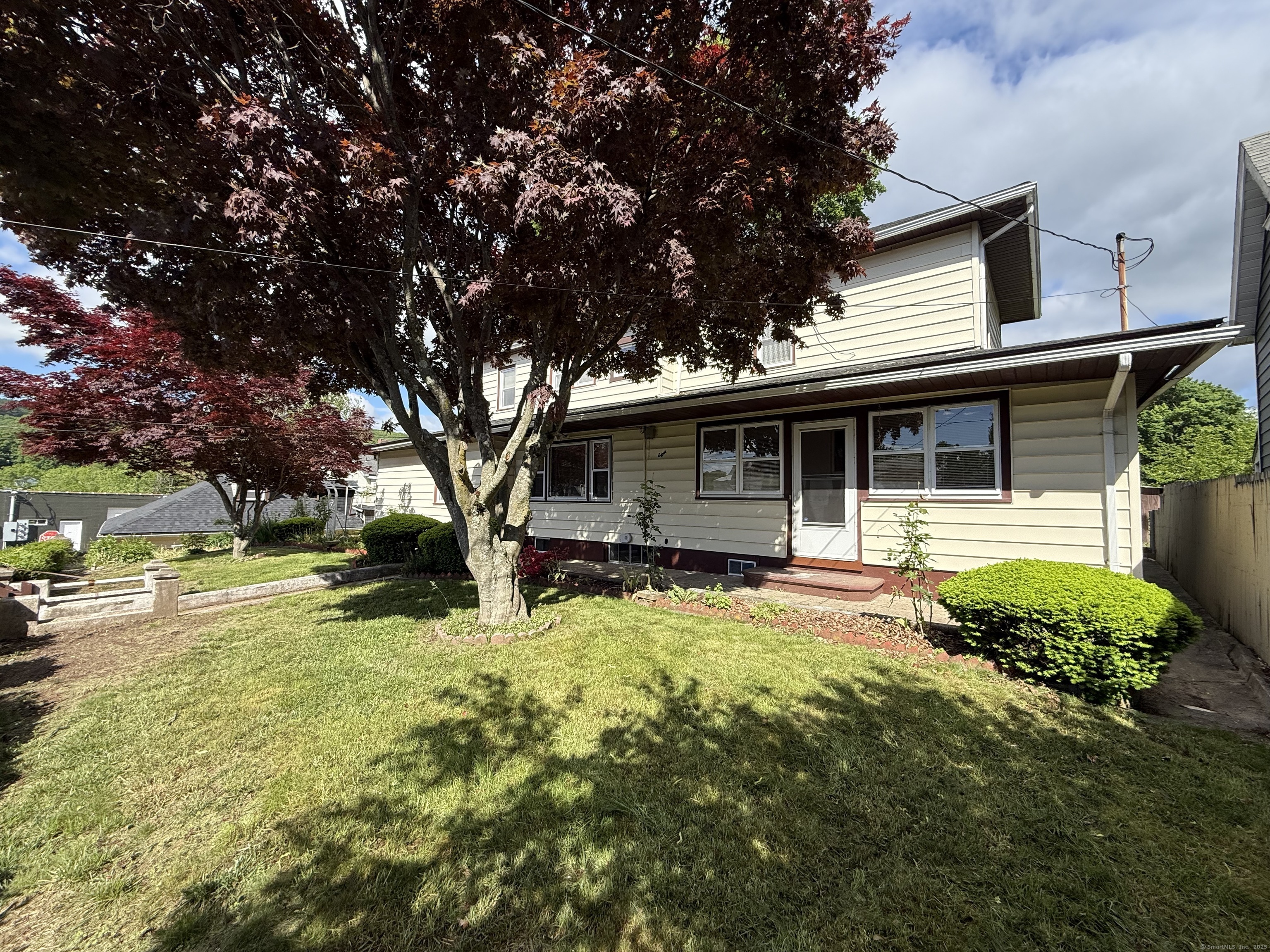 Property Photo: 8 Cliff Street CT 06770