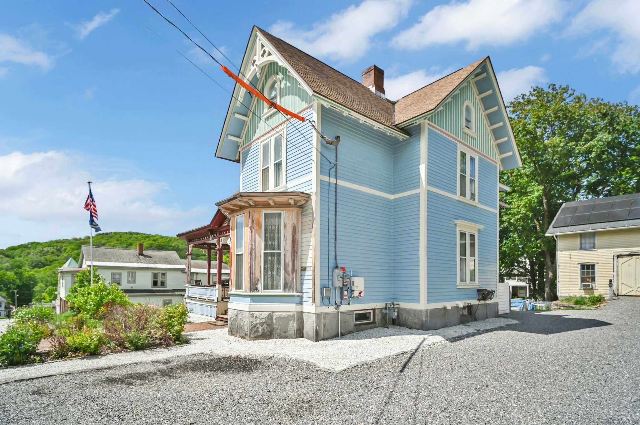 Property Photo: 29 Walnut Street CT 06098