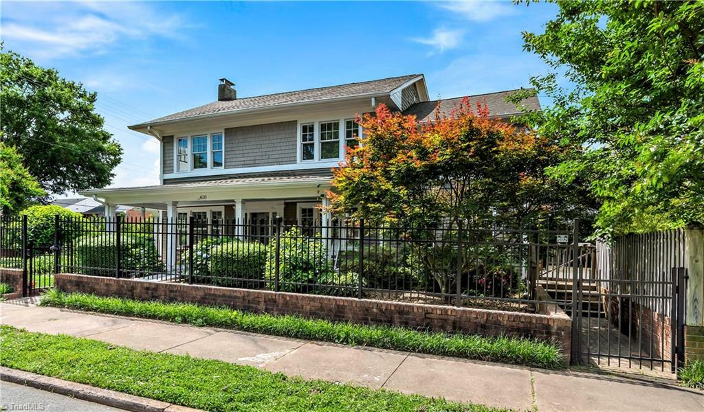 Property Photo: 10 W Banner Avenue NC 27127