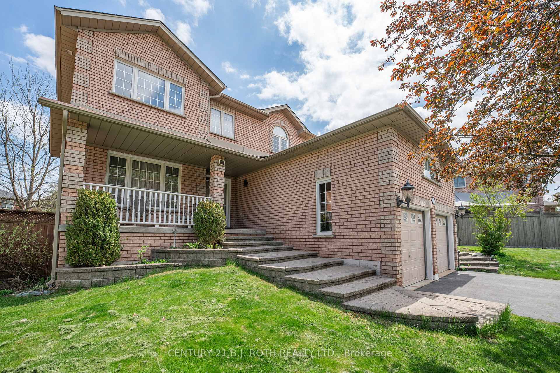 Property Photo:  333 Cox Mill Road  ON L4N 0L3 