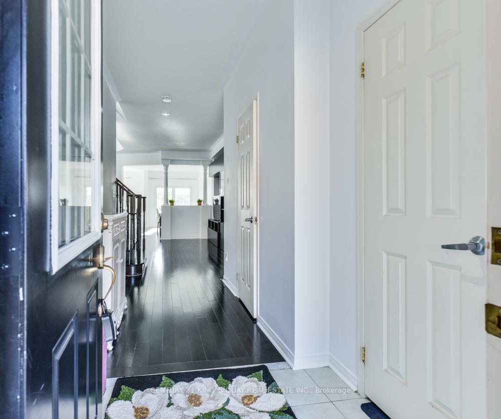 Photo de la propriété: 89 D'Amato Crescent ON L6A 4P2
