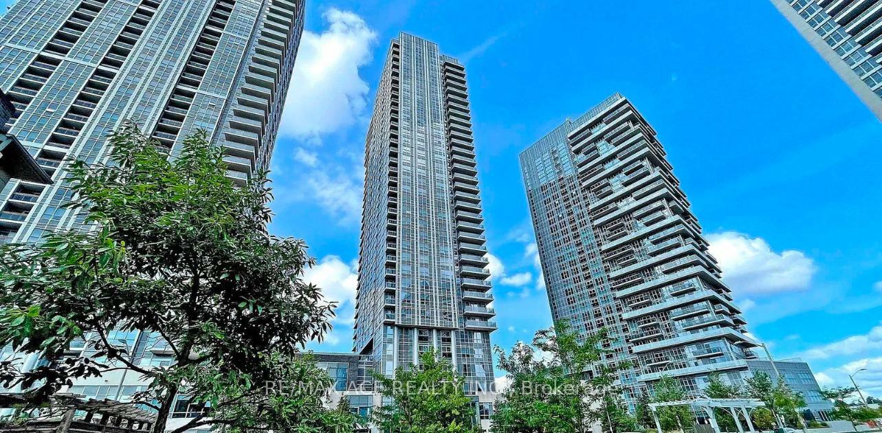 Property Photo: 255 Village Green Square 409 ON M1S 0L7
