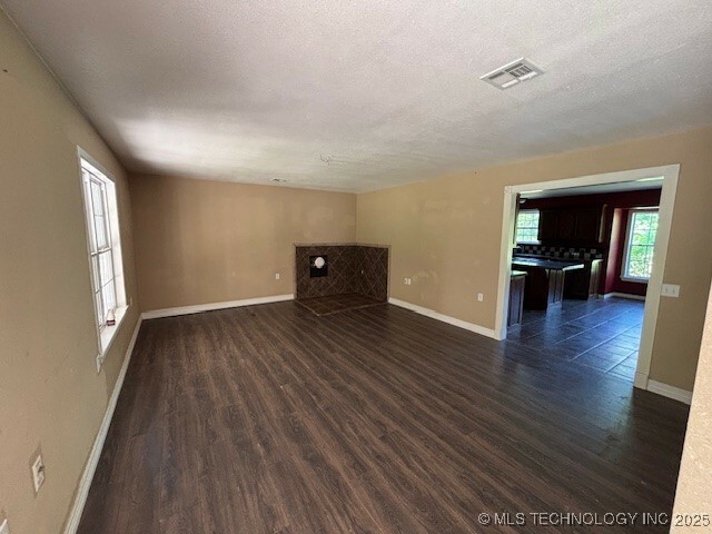 Property Photo: 21253 S 530 Road OK 74464