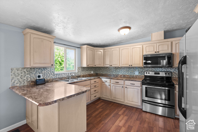 Property Photo:  4314 S 615 E  UT 84107 