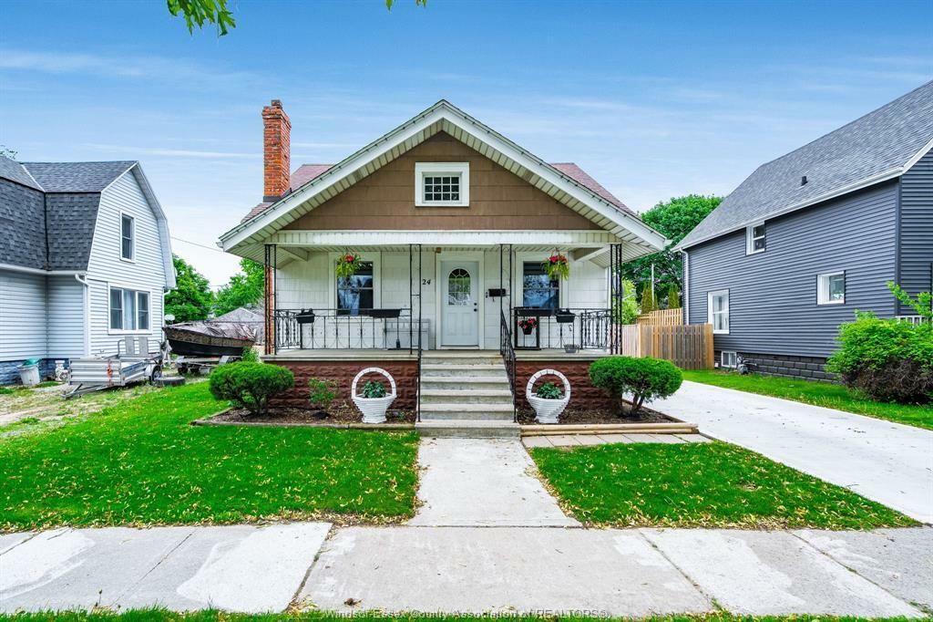 Property Photo: 24 Poplar Street ON N8H 3L4