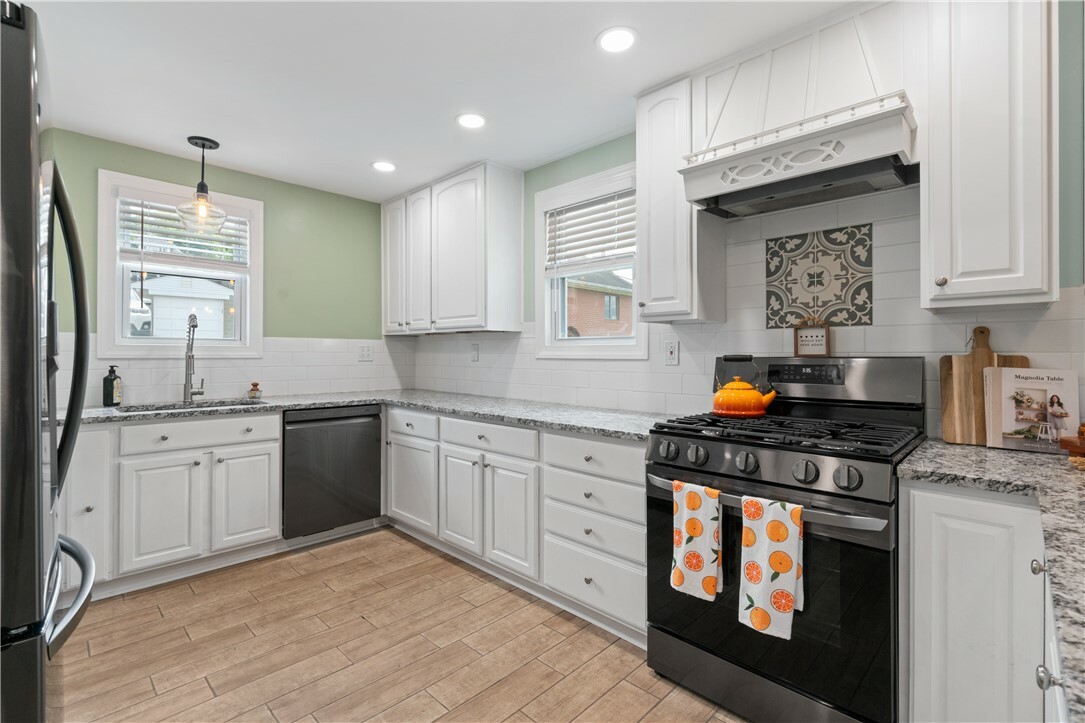 Property Photo: 1622 Ridge Ave PA 15108