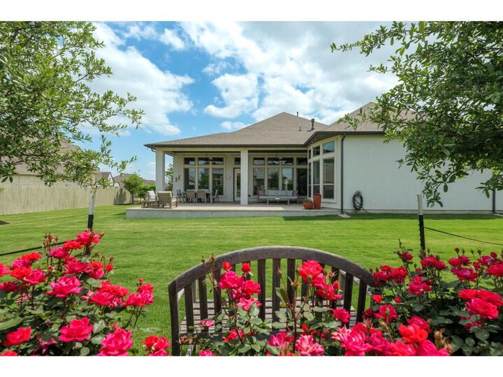 Property Photo:  113 Arbolado Loop  TX 78642 