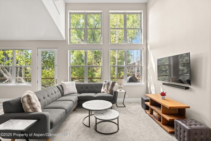 Property Photo: 612 Evans Court CO 81621