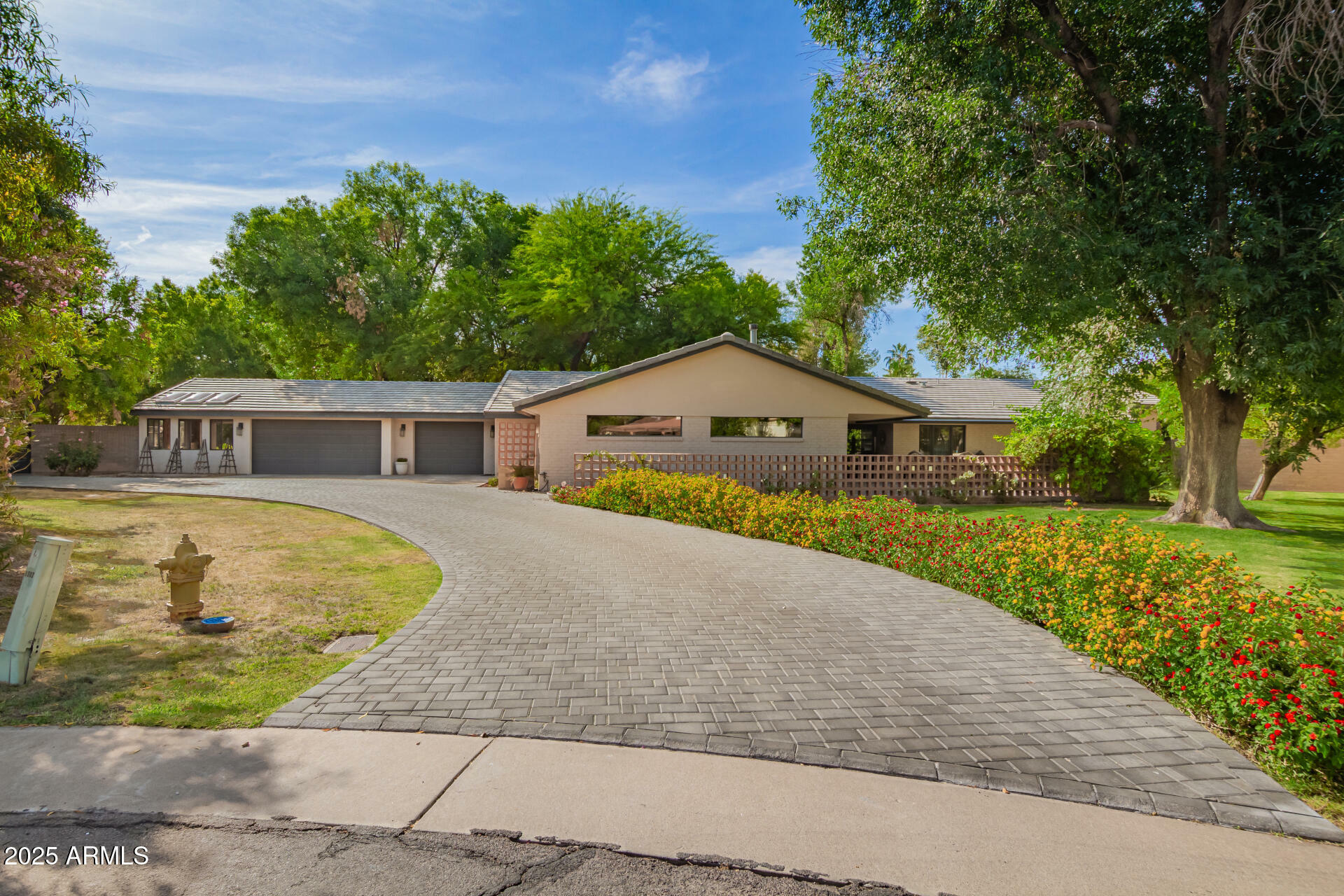 Property Photo: 8302 S Jentilly Lane AZ 85284
