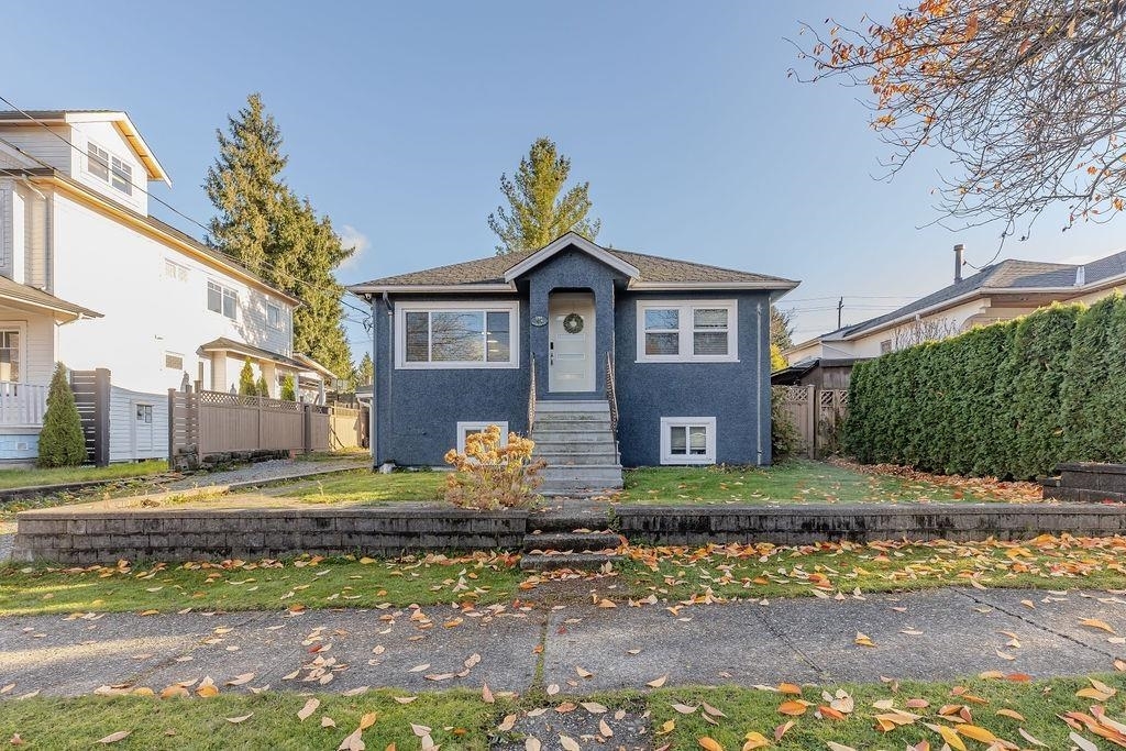 Property Photo: 246 Osborne Avenue BC V3L 1Y8