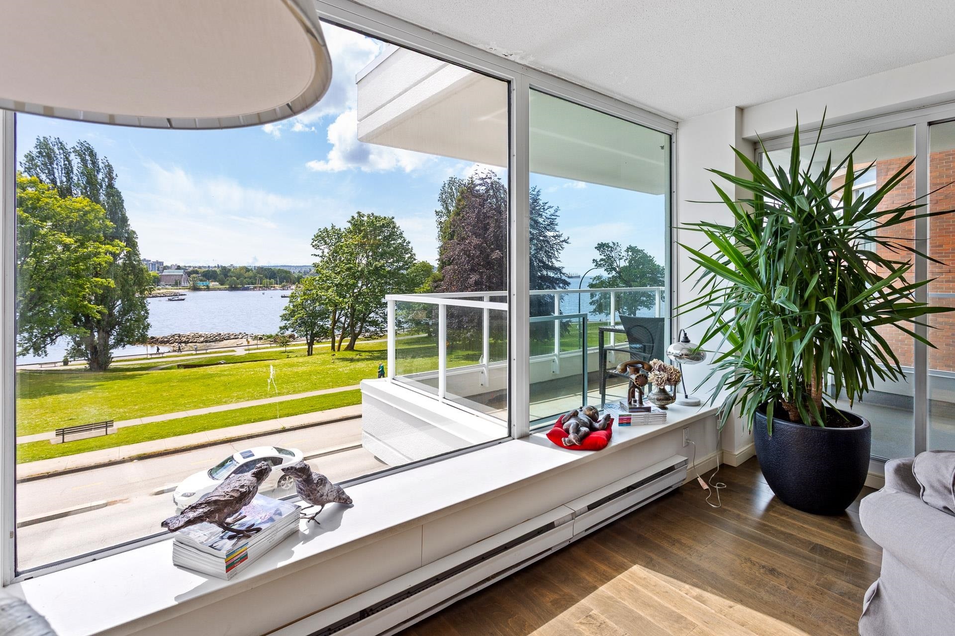 Property Photo: 1403 Beach Avenue 3B BC V6G 1Y3