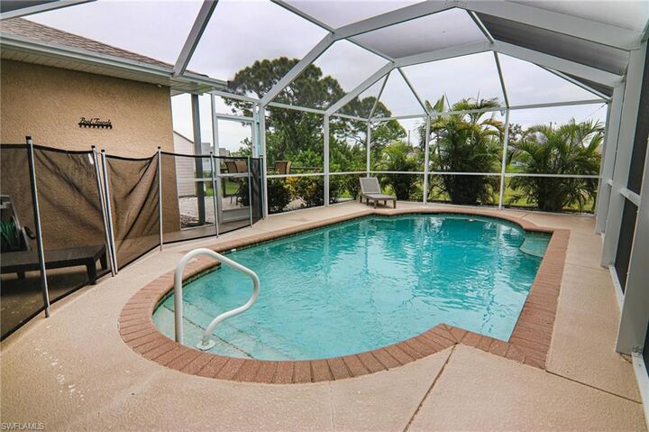 Property Photo:  1129 NW 19th Ave  FL 33993 