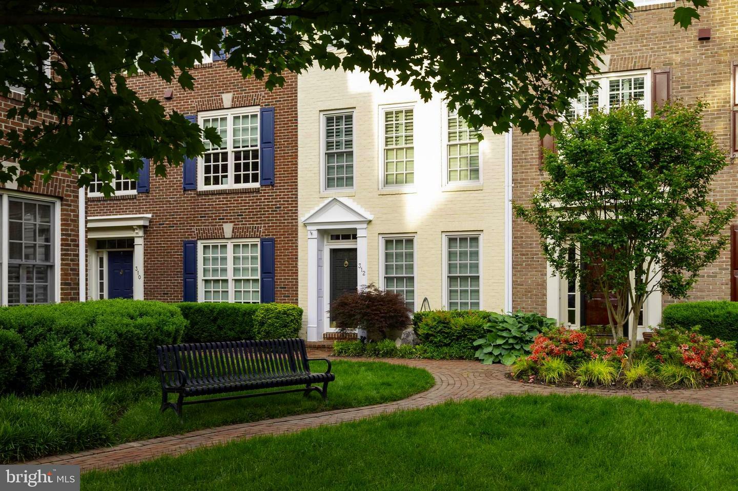 Property Photo:  312 S Fayette Street  VA 22314 
