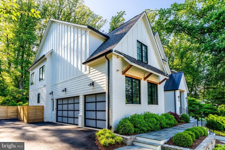 Property Photo: 1544 Forest Villa Lane VA 22101