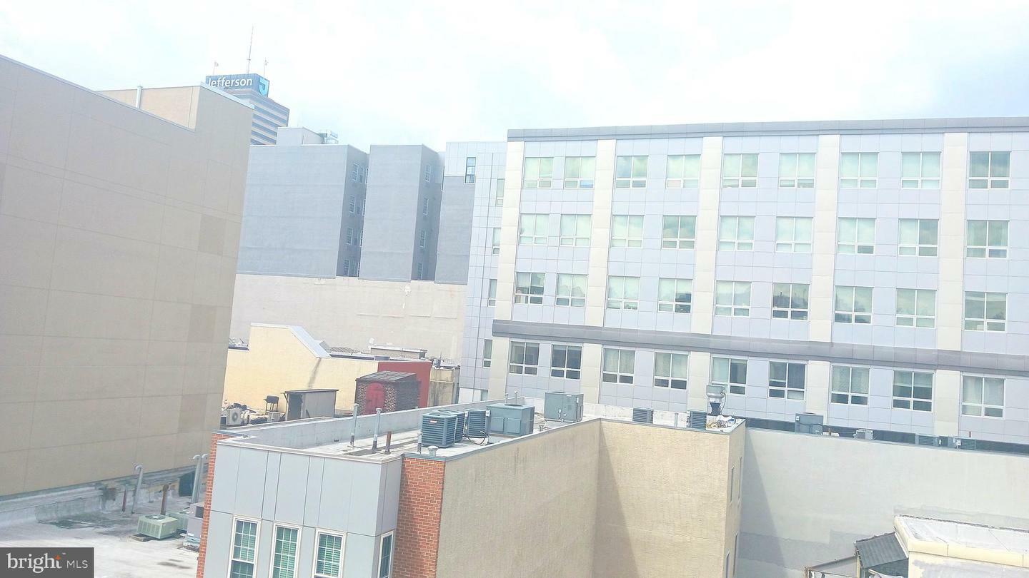 Property Photo: 815-37 Arch Street 707 PA 19107