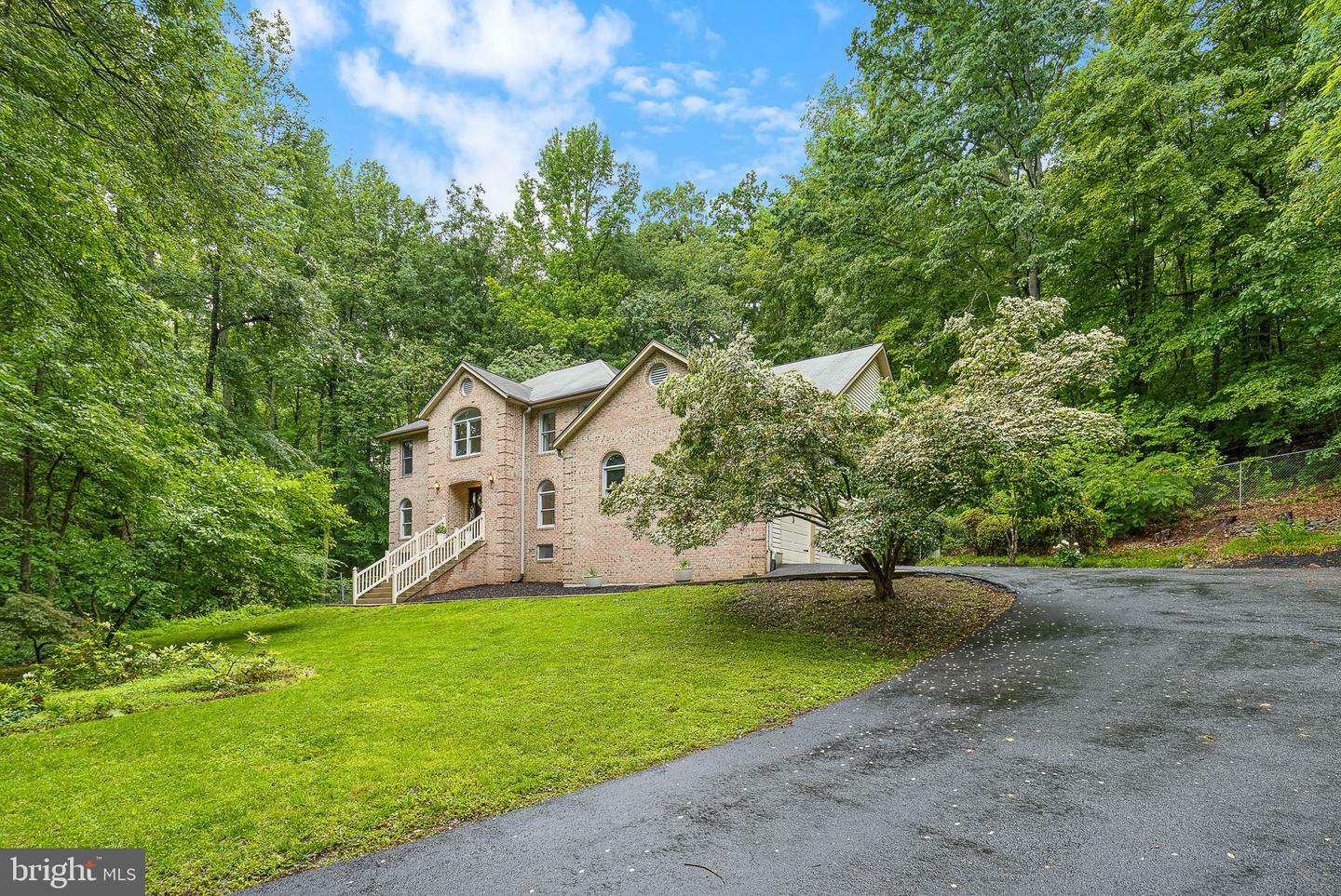Property Photo: 104 Dent Road VA 22554