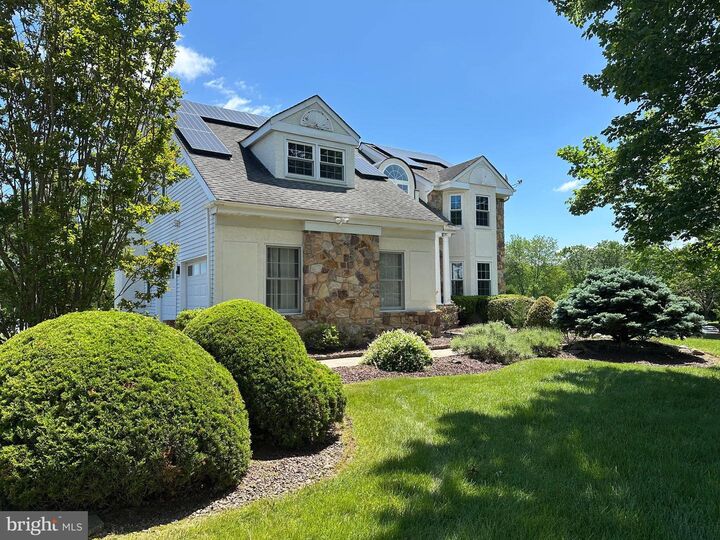 Property Photo: 55 W Windrose Drive PA 18954