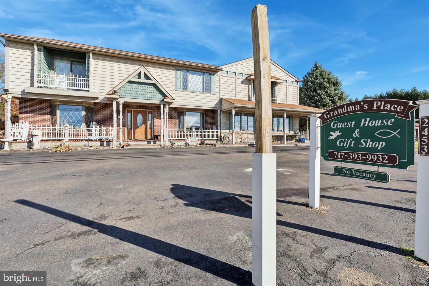 Property Photo:  2453 Lincoln Hwy E  PA 17602 