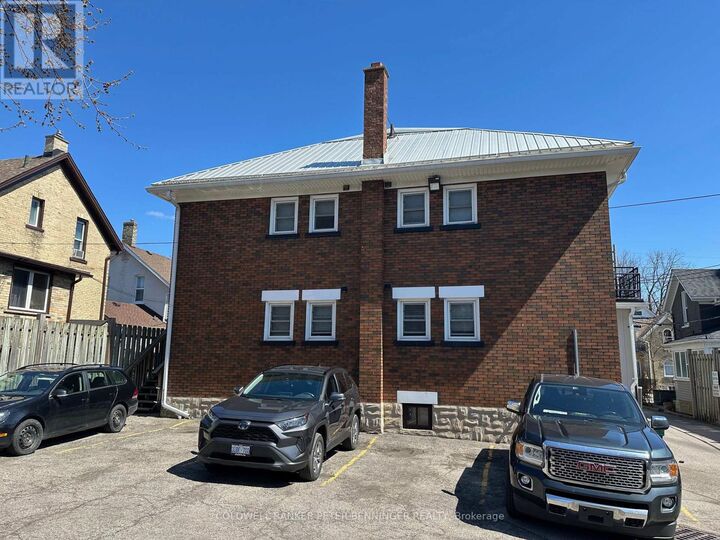 Property Photo: 58 Madison Avenue North ON N2H 2Z6