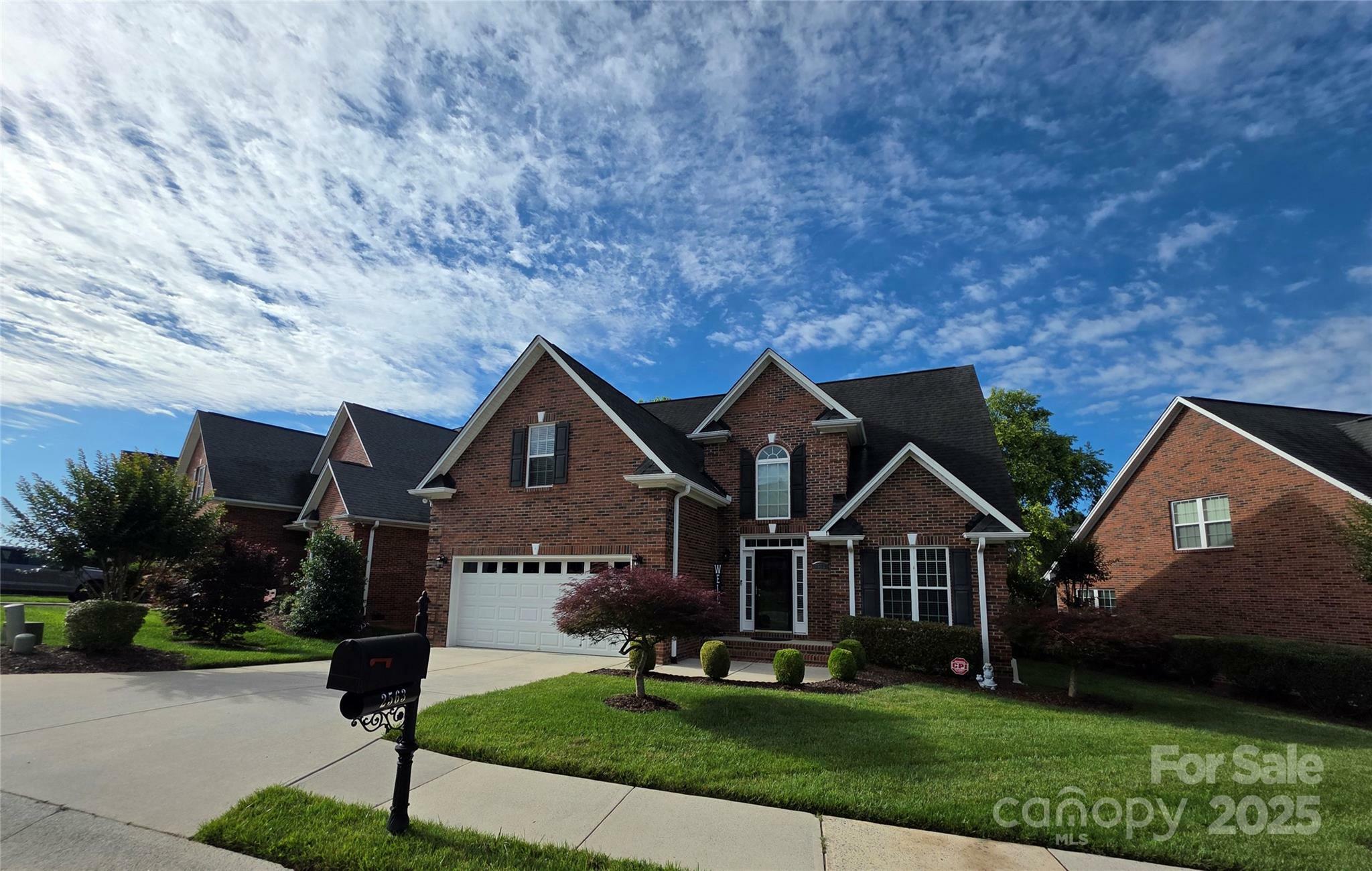 Property Photo: 2563 Firethorn Court NC 28056