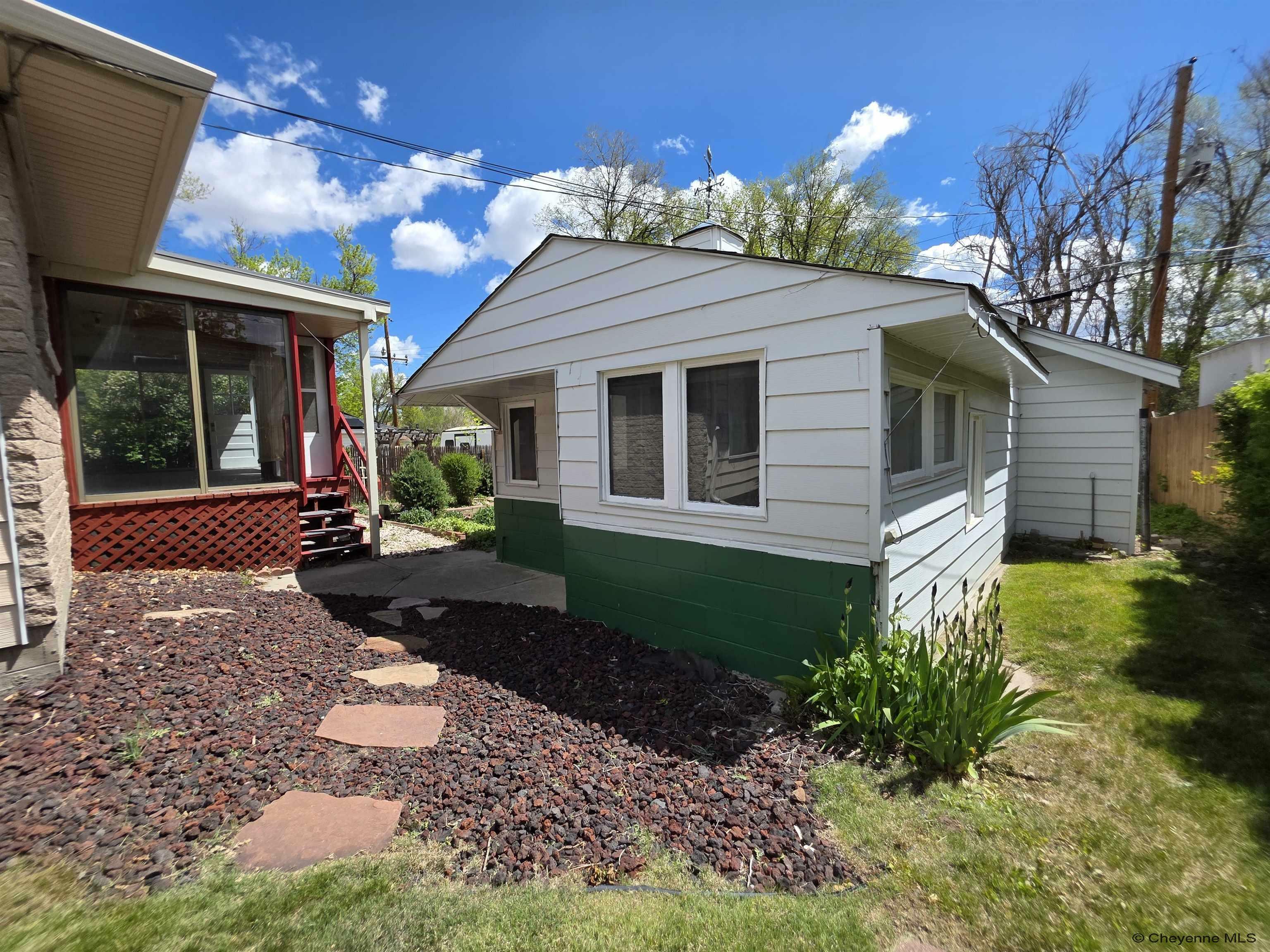 Property Photo: 3529 Concord Rd WY 82001