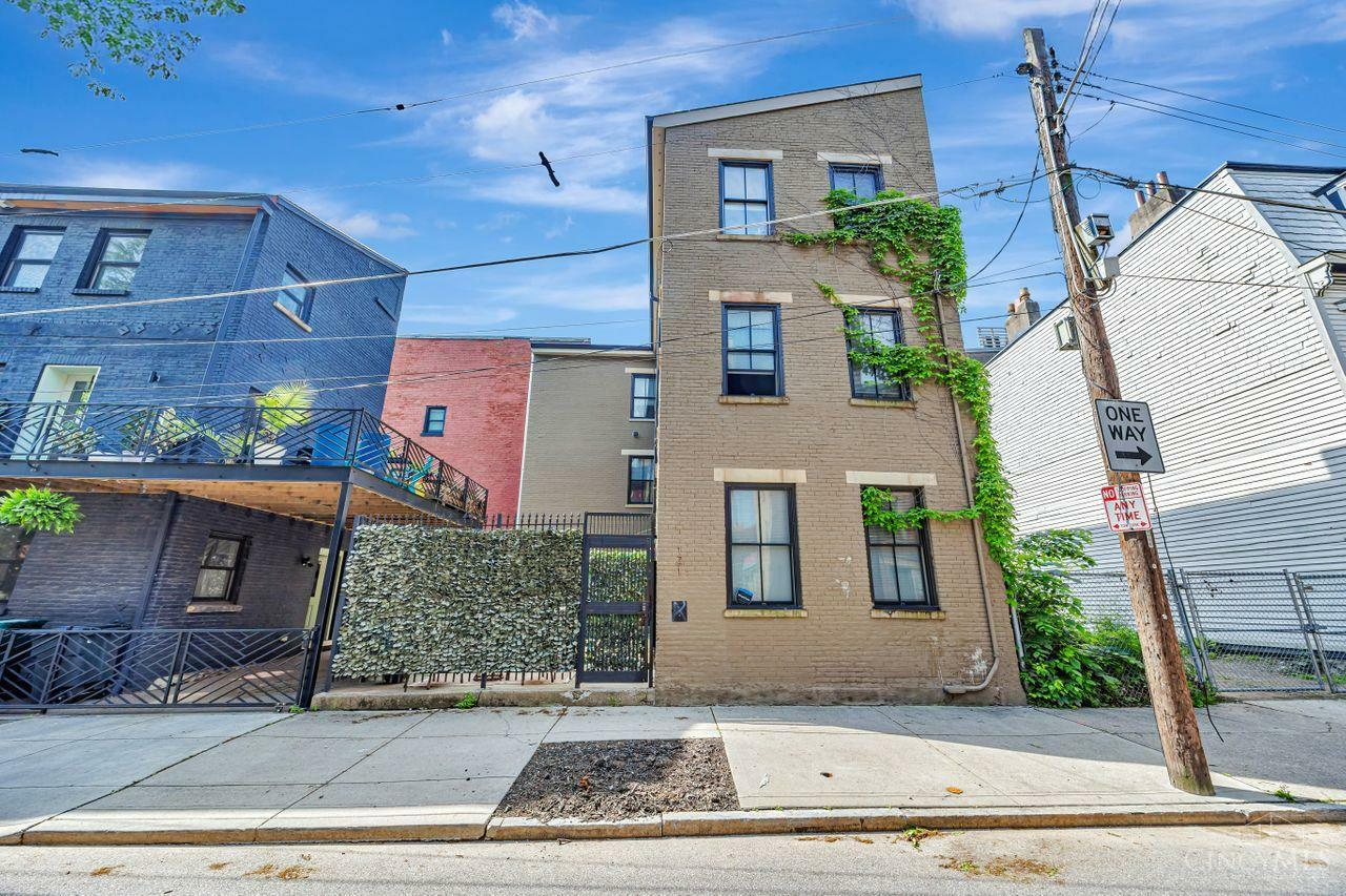 121 Green Street  Cincinnati OH 45202 photo