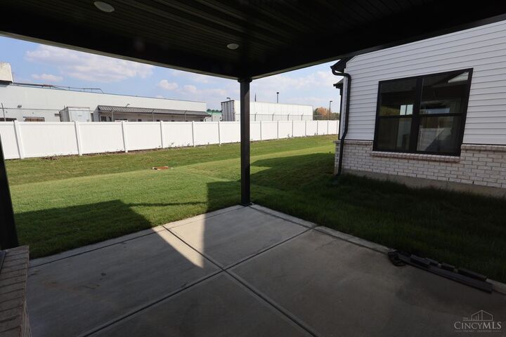 5544 Birch Court  Fairfield Twp OH 45011 photo