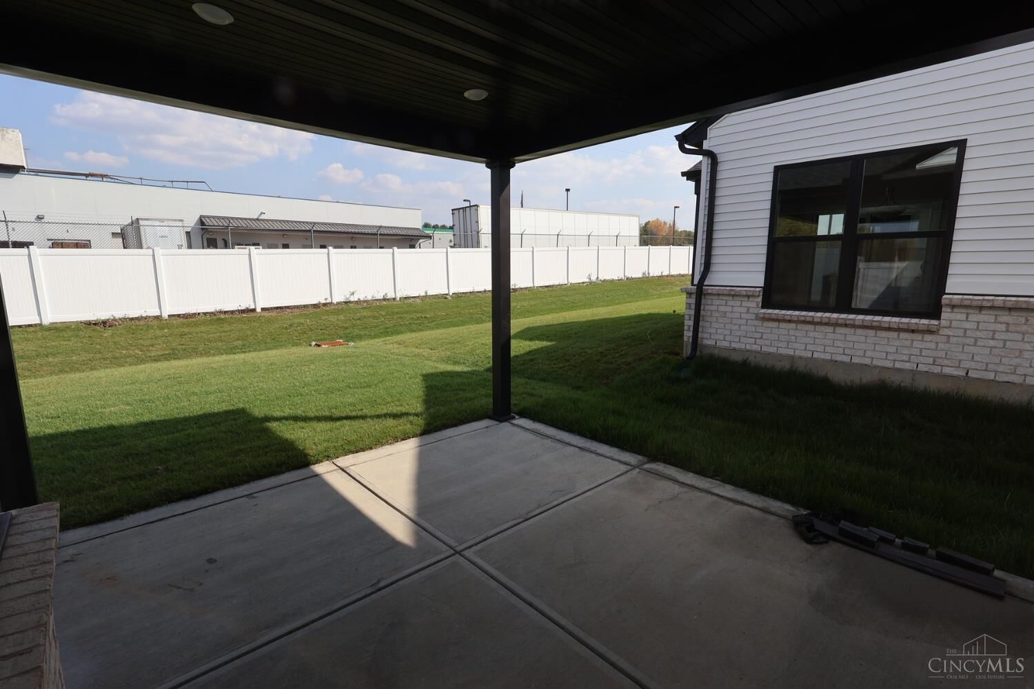 Property Photo:  5544 Birch Court  OH 45011 