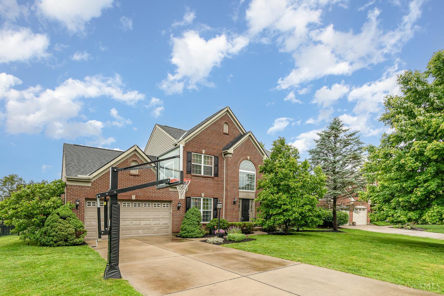Property Photo: 179 Hounds Run OH 45140