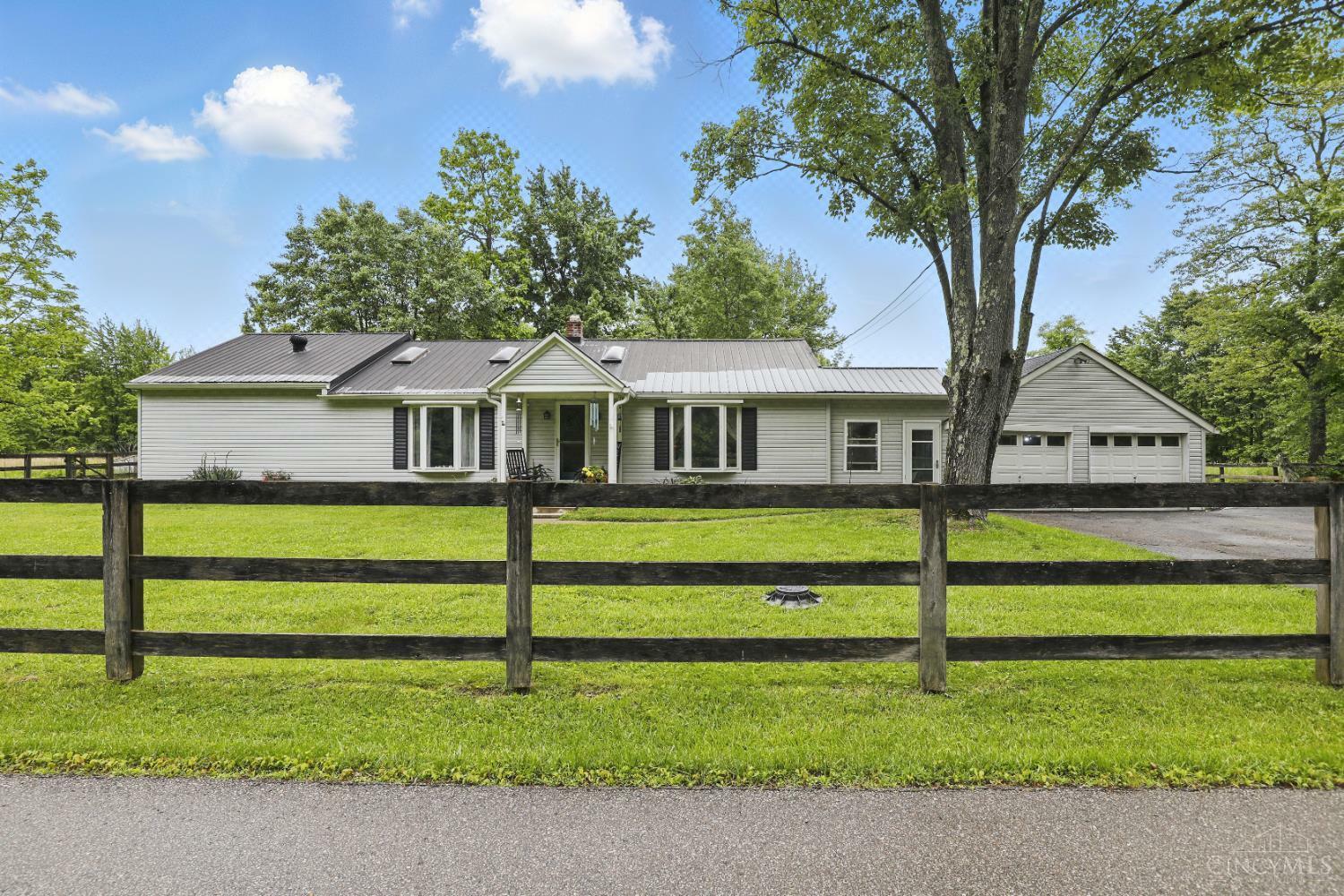 Property Photo: 3174 Pennington Lane OH 45176